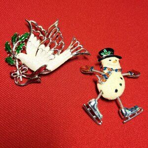 Christmas Pins Brooches Christmas Snowman Christmas Dove Mistletoe Pins Set of 2